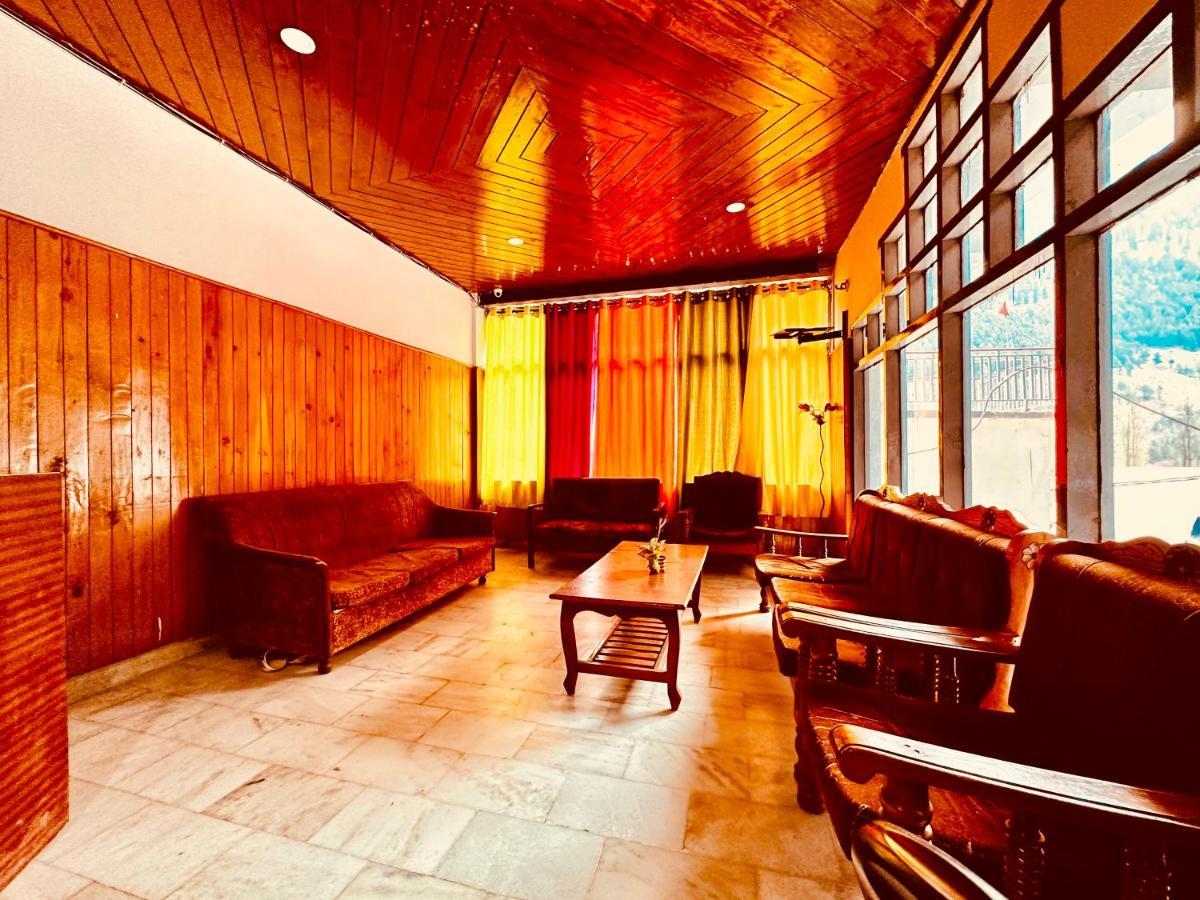 Hotel Daulat Manali - Manali (Himachal Pradesh) — Photos 2